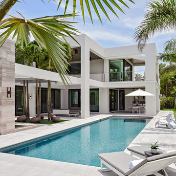 Resort Like Poolside