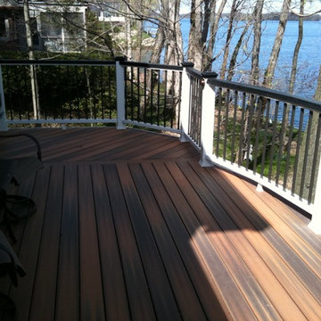 Lakehouse Deck