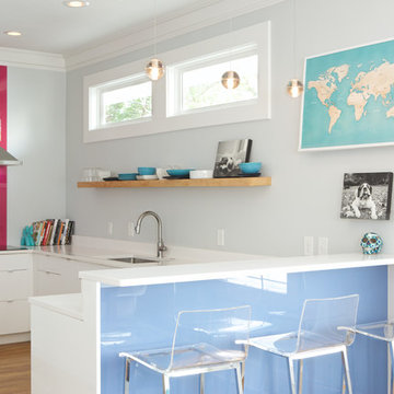 Modern Kitchen and Den with Splashes of Color | Atlanta, GA