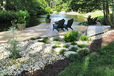 Photo of a transitional landscaping in Other.