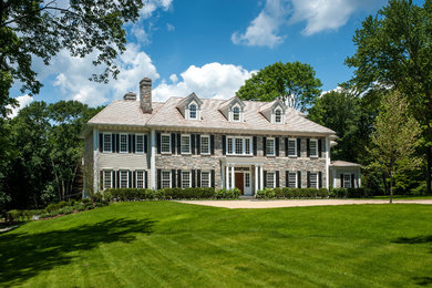 Elegant exterior home photo in New York