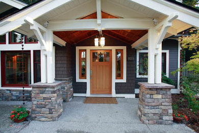 Elegant entryway photo in Seattle