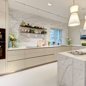 Contemporary Hand Made Kitchen