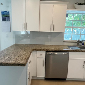 Modern Kitchen Remodel Done in a Slim Shaker Door in a Snow Color