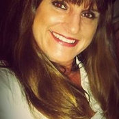 Renee Dixon's photo