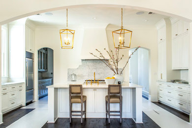 Kitchen - kitchen idea in New Orleans
