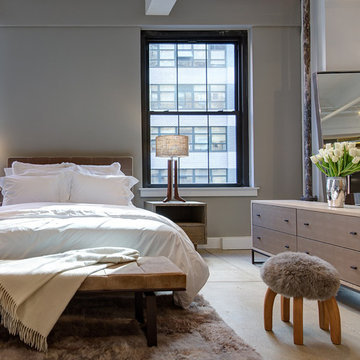 Forma LED Table Lamp in Bedroom