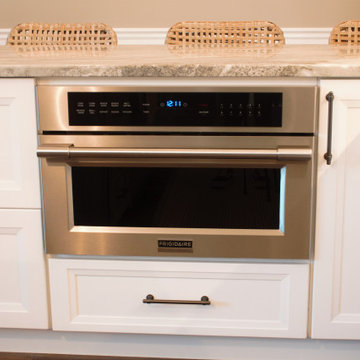 Fabuwood Onyx Kitchen by Lauren