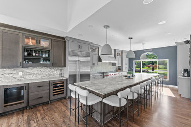 Inspiration for a kitchen remodel in Milwaukee