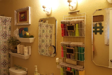 Powder room - coastal powder room idea in Tampa