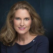 Gwen Medeiros's photo