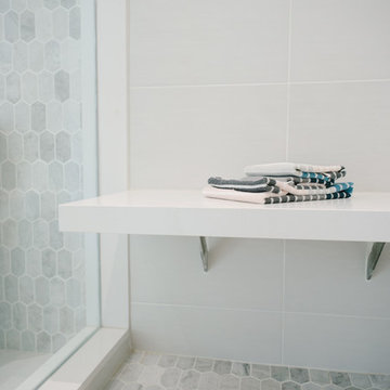 CLEAN AND CONTEMPORARY