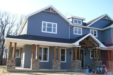 Country exterior home idea in Chicago