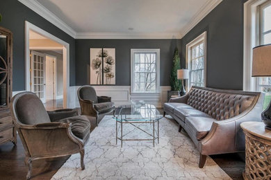 Example of a transitional living room design in Columbus