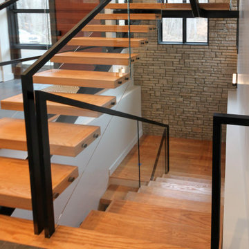Project #98 | Modern Mono-beam Staircase with Glass Railing