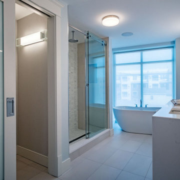 India St, 4th floor Master Suite