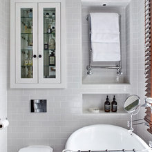 Silver Birch - Master bathroom Bathtub Solution