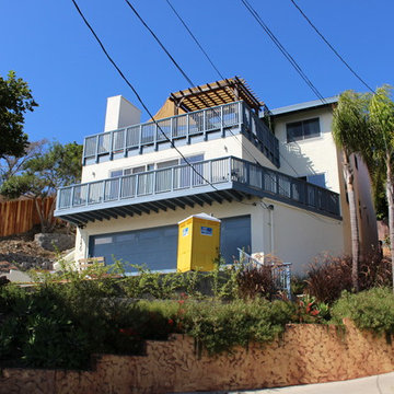 San Pedro Home With Very Faded Exterior (In Progress)