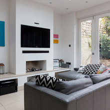 Front lounge