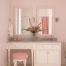 claire’s room