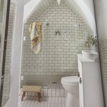 Full Bath - Main Floor