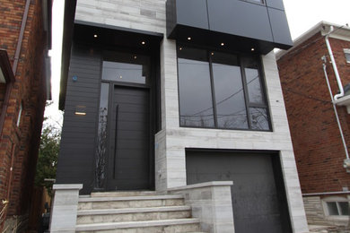 Exterior home idea in Toronto