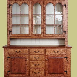 Pensylvania Dutch stepback cupboard - Furniture
