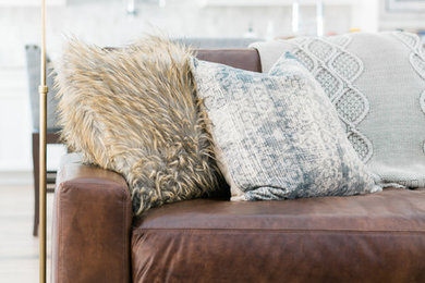 Inspiration for a transitional living room remodel in Tampa
