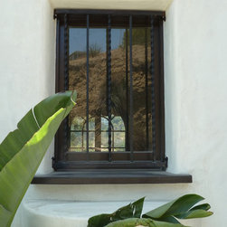 Hollywood &ndash; Historic Renovation - Windows