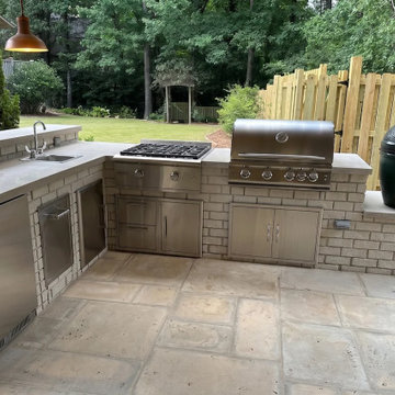 Outdoor Kitchen