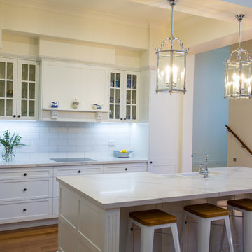 Hampton style Kitchen - Kenmore