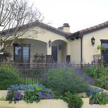 Courtyard & Entry