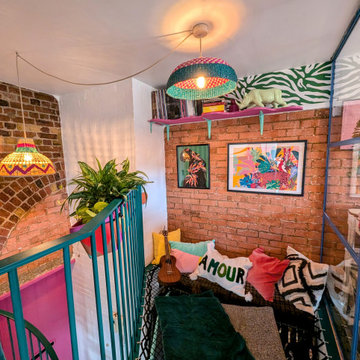 Bow Brook - Playful former school