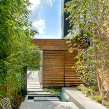 courtyard/backyard