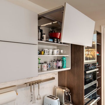 Mysterious and efficient kitchen in Sleepy Hollow, NY (2019)