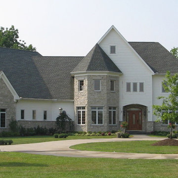 English Country Manor in Middletown