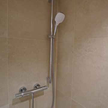 Aus einem Badezimmer wird ein Duschbad in München Bogenhausen