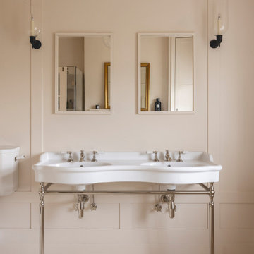 Eastgate master ensuite