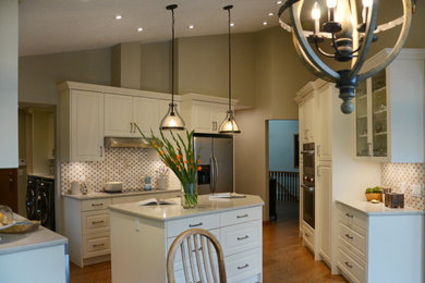 Farmhouse kitchen photo in Calgary