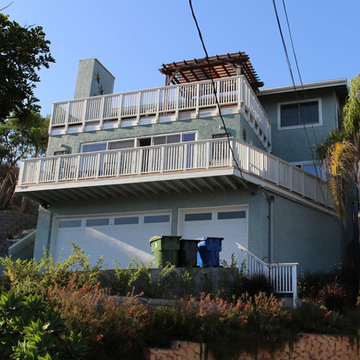 San Pedro Home With Very Faded Exterior (In Progress)