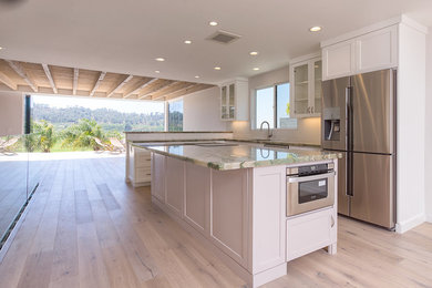 Kitchen - coastal kitchen idea in San Diego