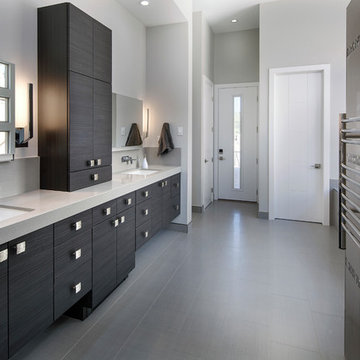 Sleek Elegance on Cliffside
