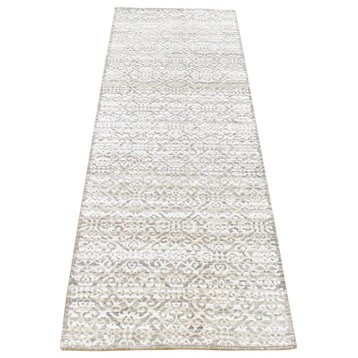 Ivory Modern Arabesque Design Hand Knotted Wool and Silk Runner Rug, 2'8"x8'2"