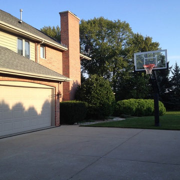 Steven G's Pro Dunk Gold Basketball System on a 30x20 in Kenosha, WI
