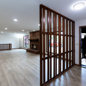 Caddy Court Kitchen & Mainfloor Remodel Before/Afters