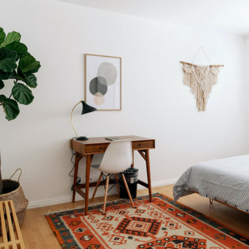 Modern Airy Apartment