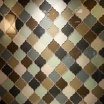 Glazzio Versailles Series Arabesque Glass Tile
