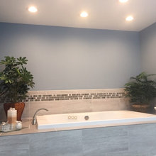 Masterbath Tub Room