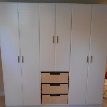 Built-in; Bethesda, MD