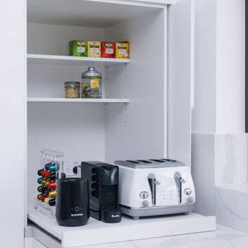 Pull out appliance nook